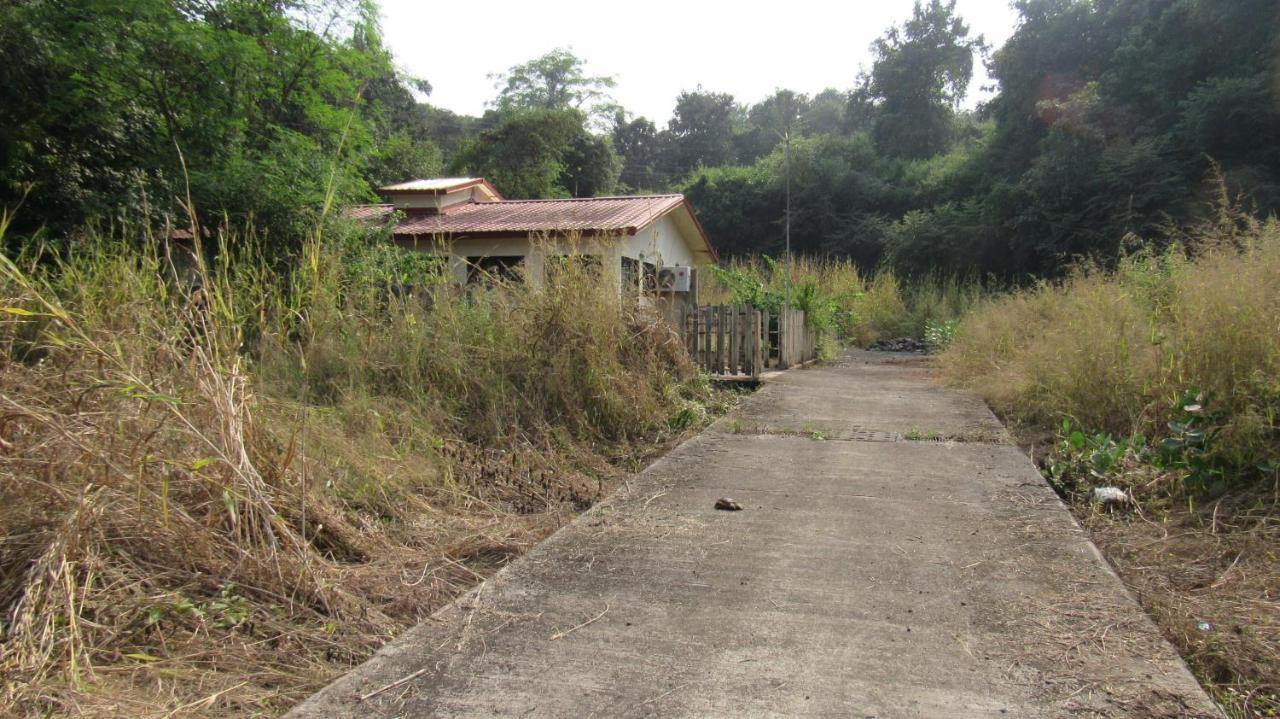Retreat Chalets, The Nest, At Sparsh Resorts, Karjat Bagian luar foto